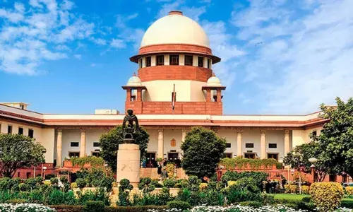 Supreme Court: తల్లిదండ్రులను పట్టించుకోని  పిల్లలను బయటకు గెంటేయవచ్చు  - సుప్రీంకోర్టు