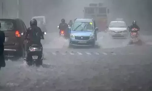 HEAVY RAINS: రెడ్ అలెర్ట్.. తెలంగాణ HEAVY RAINS: రెడ్ అలెర్ట్.. తెలంగాణ