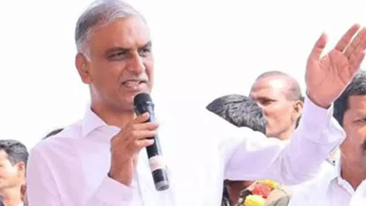 Harish Rao : హైదరాబాద్ వరదలకు ప్రభుత్వ నిర్లక్ష్యమే కారణం: సీఎంపై హరీశ్రావు ఫైర్.. Harish Rao : హైదరాబాద్ వరదలకు ప్రభుత్వ నిర్లక్ష్యమే కారణం: సీఎంపై హరీశ్రావు ఫైర్..