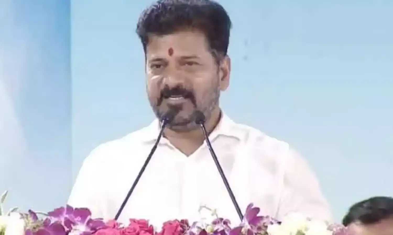 REVANTH: సాఫ్ట్వేర్ కోర్సులతోనే ఉద్యోగాలు రావు REVANTH: సాఫ్ట్వేర్ కోర్సులతోనే ఉద్యోగాలు రావు
