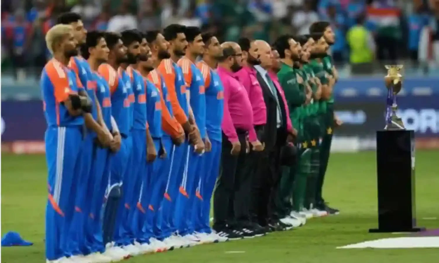ASIA CUP: నేడే దాయాదుల మధ్య తుది సమరం ASIA CUP: నేడే దాయాదుల మధ్య తుది సమరం