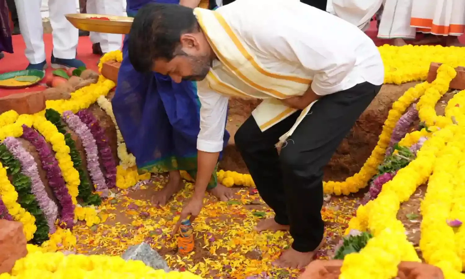 REVANTH: న్యూయార్క్ను మరిపించేలా ఫ్యూచర్ సిటీ REVANTH: న్యూయార్క్ను మరిపించేలా ఫ్యూచర్ సిటీ