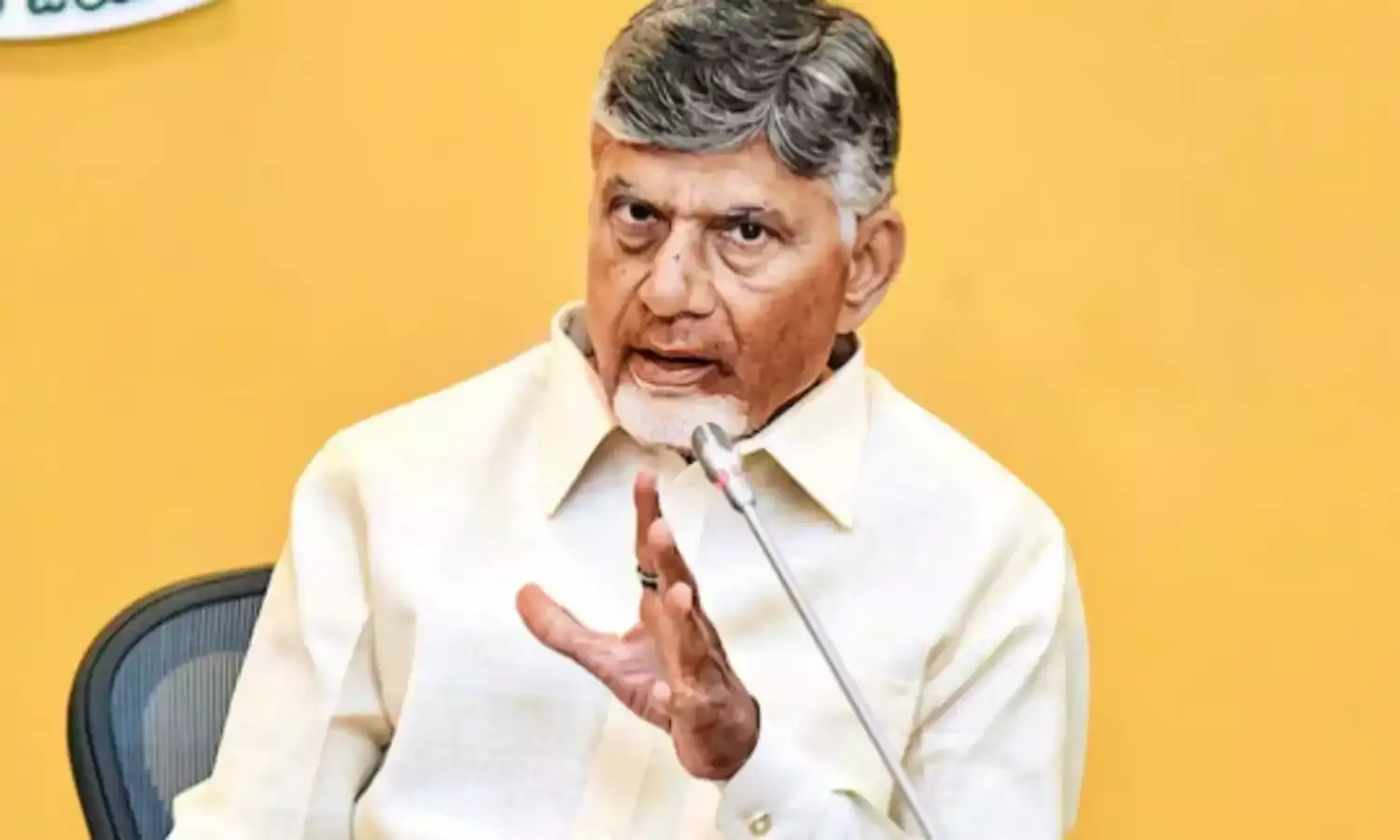 CBN: జీఎస్టీ సంస్కరణలను ప్రజలకు వివరించండి CBN: జీఎస్టీ సంస్కరణలను ప్రజలకు వివరించండి