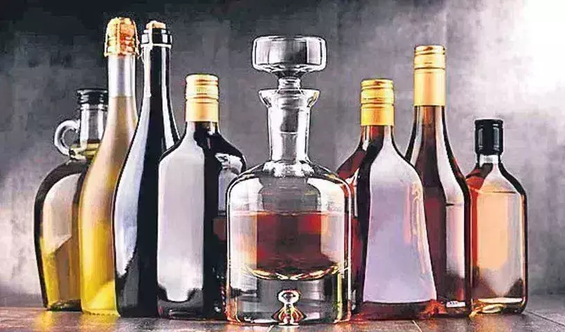 Liquor Sales : మద్యం అమ్మకాల్లో కర్ణాటక టాప్‌..