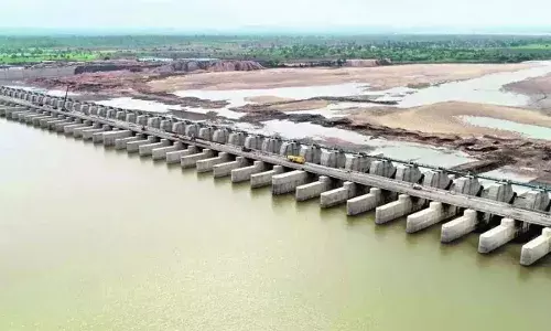 Kaleshwaram : కాళేశ్వరం ప్రాజెక్టుపై ఏసీబీ దర్యాప్తుకు రంగం సిద్ధం: సీబీఐకి అప్పగింత తర్వాత కీలక పరిణామం Kaleshwaram : కాళేశ్వరం ప్రాజెక్టుపై ఏసీబీ దర్యాప్తుకు రంగం సిద్ధం: సీబీఐకి అప్పగింత తర్వాత కీలక పరిణామం