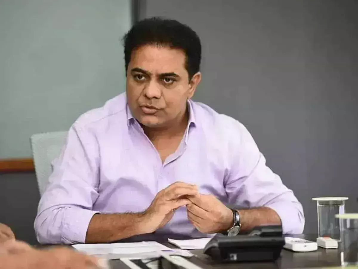 KTR: ఎన్నికలు ఎదుర్కొనేందుకు సిద్ధం: కేటీఆర్ KTR: ఎన్నికలు ఎదుర్కొనేందుకు సిద్ధం: కేటీఆర్