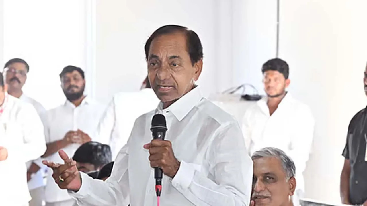KCR : కాంగ్రెస్ వైఫల్యాలను ఎత్తిచూపాలి : KCR KCR : కాంగ్రెస్ వైఫల్యాలను ఎత్తిచూపాలి : KCR