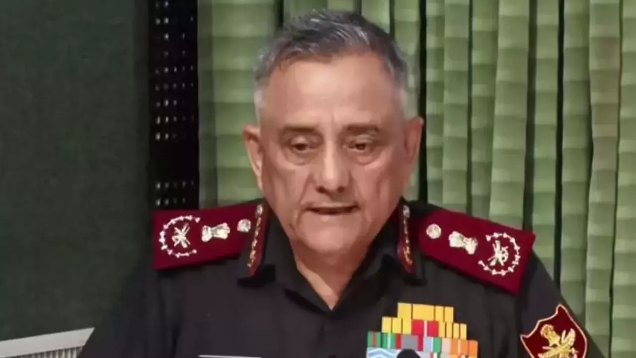 Anil Chauhan : అణు బెదిరింపులను ఎదుర్కోవడానికి భారత్ సిద్ధంగా ఉండాలి - అనిల్ చౌహాన్ Anil Chauhan : అణు బెదిరింపులను ఎదుర్కోవడానికి భారత్ సిద్ధంగా ఉండాలి - అనిల్ చౌహాన్