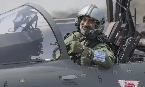 ఆప్ సిందూర్ సమయంలో F-16లు, JF-17లు సహా 10 పాక్ విమానాలను ధ్వంసం చేశాం: వైమానిక దళ అధిపతి