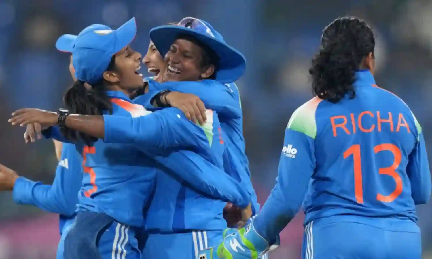 WWC: అమ్మాయిల చేతిలోనూ దాయాది చిత్తు WWC: అమ్మాయిల చేతిలోనూ దాయాది చిత్తు