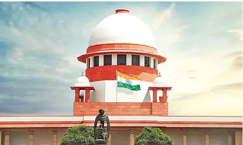 SC: బీసీ రిజర్వేషన్లపై పిటిషన్ కొట్టేసిన సుప్రీంకోర్టు SC: బీసీ రిజర్వేషన్లపై పిటిషన్ కొట్టేసిన సుప్రీంకోర్టు
