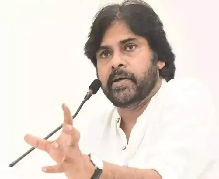 SC: సీజేఐపై దాడిని ఖండించిన పవన్ SC: సీజేఐపై దాడిని ఖండించిన పవన్