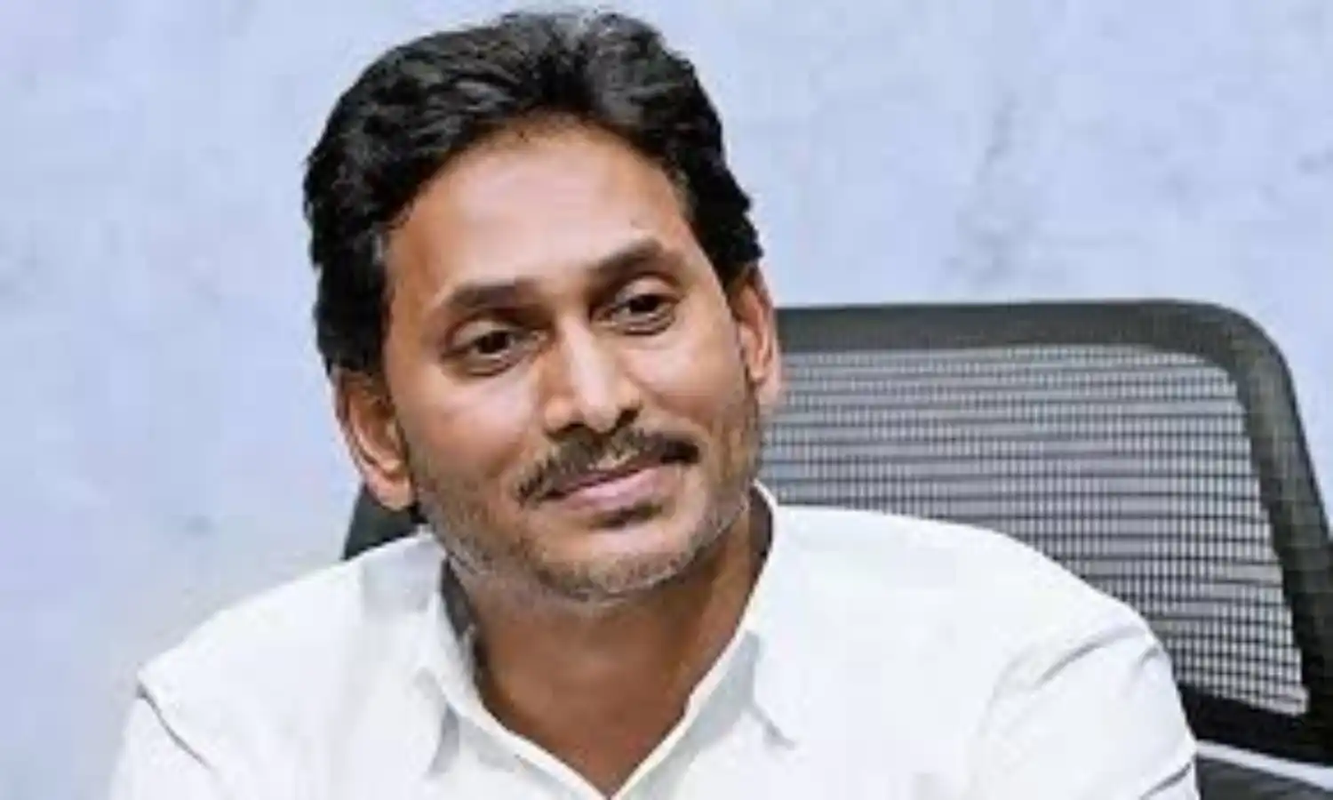 YS Jagan : జగన్ ను అడ్డుకుంటాం.. దళిత సంఘాల వార్నింగ్.. YS Jagan : జగన్ ను అడ్డుకుంటాం.. దళిత సంఘాల వార్నింగ్..