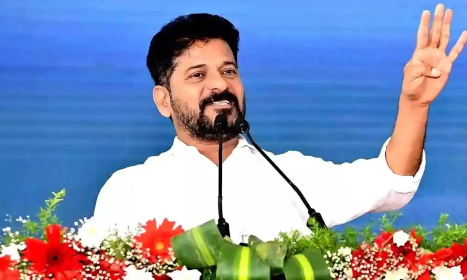 Revanth Reddy : ఢిల్లీకి చేరిన రిజర్వేషన్ల పంచాయతీ.. రేవంత్ ప్లాన్ ఏంటి Revanth Reddy : ఢిల్లీకి చేరిన రిజర్వేషన్ల పంచాయతీ.. రేవంత్ ప్లాన్ ఏంటి
