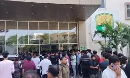 West Bengal: బెంగాల్ లో మరో వైద్య విద్యార్థినిపై సామూహిక అత్యాచారం West Bengal: బెంగాల్ లో మరో వైద్య విద్యార్థినిపై సామూహిక అత్యాచారం