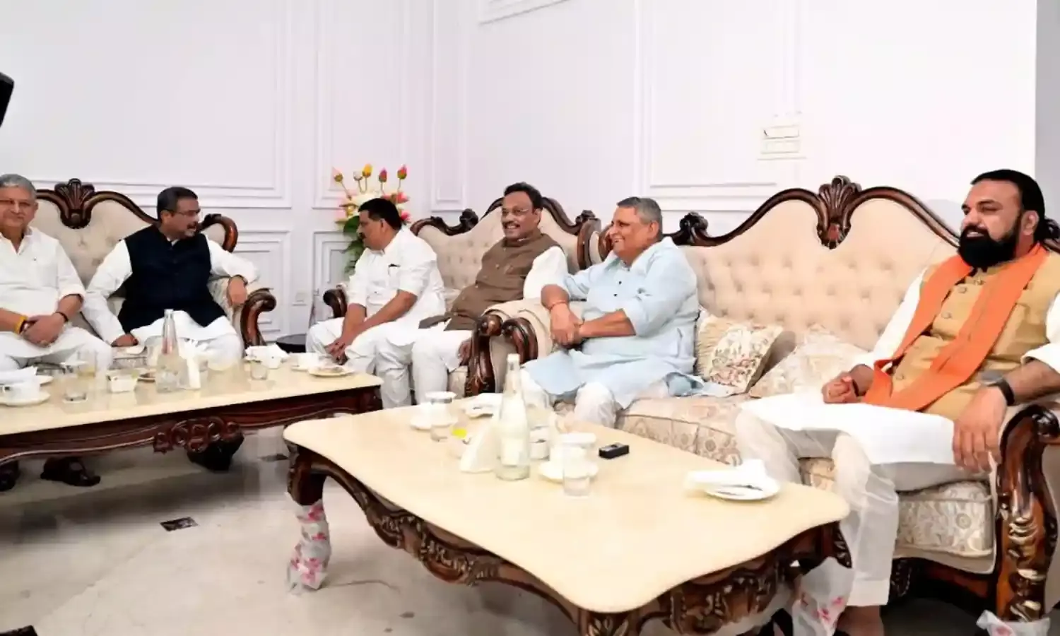 Bihar Elections: ఎన్డీయే కూటమిలో తేలిన సీట్ల లెక్కలు.. Bihar Elections: ఎన్డీయే కూటమిలో తేలిన సీట్ల లెక్కలు..
