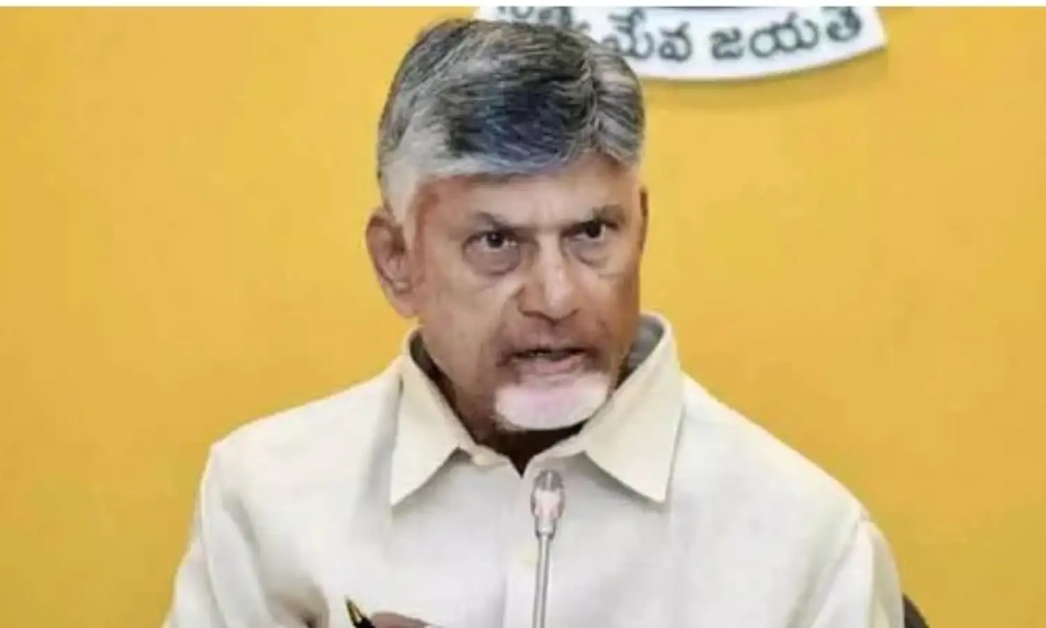 CBN: క్రిమినల్ మాస్టర్మైండ్కు ఉదాహరణ జగన్ CBN: క్రిమినల్ మాస్టర్మైండ్కు ఉదాహరణ జగన్