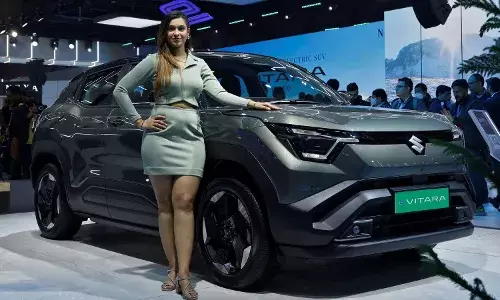 e Vitara : 500 కి.మీ పైగా రేంజ్, రెండు బ్యాటరీ ప్యాక్ ఆప్షర్..మారుతి నుంచి నయా కార్ రాబోతుంది.