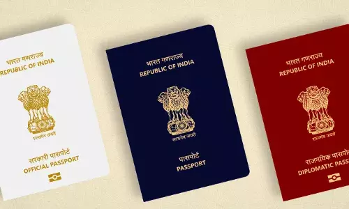 Indian Passport: హెన్లీ పాస్పోర్ట్ ర్యాంకింగ్స్లో పతనమైన  భారత పాస్పోర్ట్ స్థానం .. Indian Passport: హెన్లీ పాస్పోర్ట్ ర్యాంకింగ్స్లో పతనమైన  భారత పాస్పోర్ట్ స్థానం ..