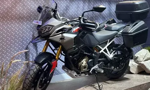 TVS : రూ.1.99లక్షలకే అదిరే ఫీచర్లతో టీవీఎస్ తొలి అడ్వెంచర్ బైక్ లాంచ్.. రాయల్ ఎన్ఫీల్డ్, కేటీఎంకు గట్టి పోటీ! TVS : రూ.1.99లక్షలకే అదిరే ఫీచర్లతో టీవీఎస్ తొలి అడ్వెంచర్ బైక్ లాంచ్.. రాయల్ ఎన్ఫీల్డ్, కేటీఎంకు గట్టి పోటీ!