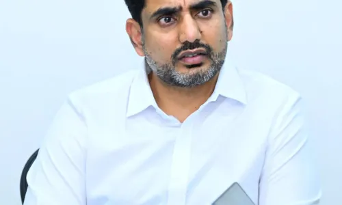 Nara Lokesh : లోకం మెచ్చిన లోకేష్ పనితనం..! Nara Lokesh : లోకం మెచ్చిన లోకేష్ పనితనం..!