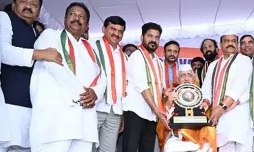REVANTH: జూబ్లీహిల్స్ లో మాపై కుట్ర జరుగుతోంది: రేవంత్ రెడ్డి REVANTH: జూబ్లీహిల్స్ లో మాపై కుట్ర జరుగుతోంది: రేవంత్ రెడ్డి