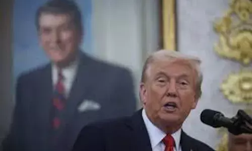 Donald Trump: శాంతి ఒప్పందాన్ని ఉల్లంఘిస్తే.. ! హమాస్‌కు ట్రంప్‌ స్ట్రాంగ్ వార్నింగ్‌