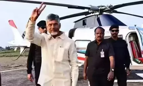 Chandrababu : చంద్రబాబు దుబాయ్ టూర్.. పెట్టుబడుల వేట.. Chandrababu : చంద్రబాబు దుబాయ్ టూర్.. పెట్టుబడుల వేట..