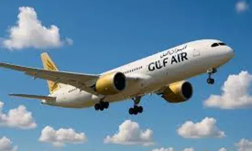 Gulf Airlines: పాస్పోర్ట్లో ఇంటి పేరు లేదని విమానాన్ని ఎక్కనివ్వలేదు Gulf Airlines: పాస్పోర్ట్లో ఇంటి పేరు లేదని విమానాన్ని ఎక్కనివ్వలేదు