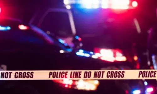 Hyderabad: అర్థరాత్రి వరకు అపార్ట్మెంట్లో పార్టీ.. అనంతరం  ఎయిర్ హోస్టెస్ ఆత్మహత్య.. Hyderabad: అర్థరాత్రి వరకు అపార్ట్మెంట్లో పార్టీ.. అనంతరం  ఎయిర్ హోస్టెస్ ఆత్మహత్య..