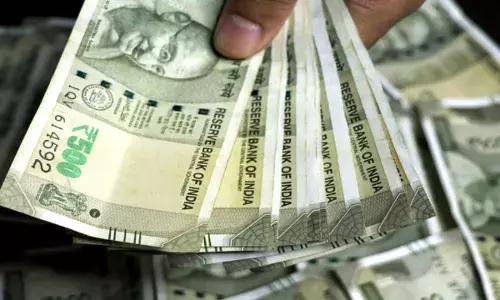 8th Pay Commission : 8వ వేతన సంఘం వచ్చేసింది.. ఒక లక్ష జీతంపై ఎంత పెరుగుతుందంటే? 8th Pay Commission : 8వ వేతన సంఘం వచ్చేసింది.. ఒక లక్ష జీతంపై ఎంత పెరుగుతుందంటే?