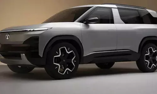 Tata Sierra : 20 ఏళ్ల తర్వాత రీఎంట్రీ.. టాటా సియెర్రా రాకతో వణుకుతున్న మారుతి-మహీంద్రా. Tata Sierra : 20 ఏళ్ల తర్వాత రీఎంట్రీ.. టాటా సియెర్రా రాకతో వణుకుతున్న మారుతి-మహీంద్రా.