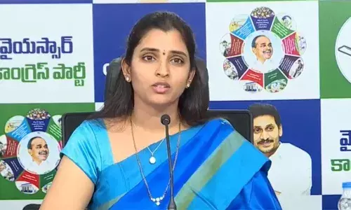 అడ్డంగా దొరికిపోయిన శ్యామల.. ఇన్ని అబద్దాలా..?