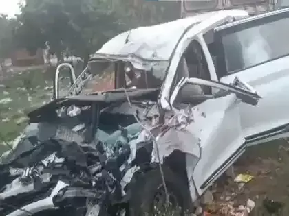 Road Accident : ఘోర రోడ్డు ప్రమాదం.. ఆరుగురు మృతి