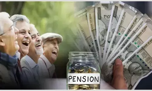 Pension Scheme : పెన్షన్ స్కీమ్కు ఫుల్స్టాప్? కొత్త పెన్షన్ విధానంపై ప్రభుత్వం క్లారిటీ. Pension Scheme : పెన్షన్ స్కీమ్కు ఫుల్స్టాప్? కొత్త పెన్షన్ విధానంపై ప్రభుత్వం క్లారిటీ.
