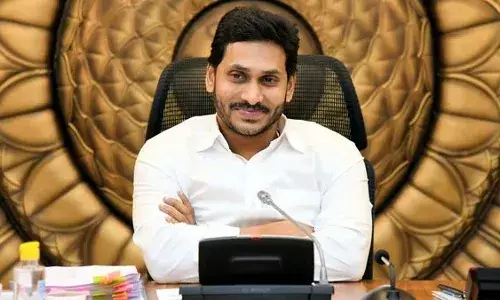 YCP : జగన్ ను పట్టించుకోని వైసీపీ నేతలు.. అయ్యో పాపం YCP : జగన్ ను పట్టించుకోని వైసీపీ నేతలు.. అయ్యో పాపం