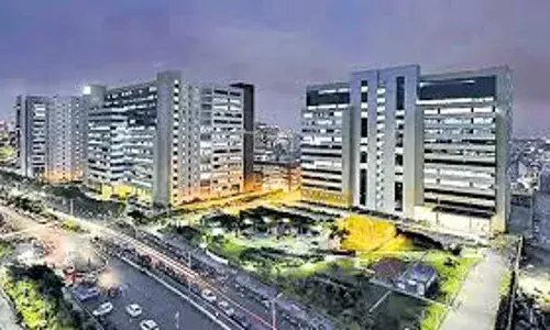 HYD: జీసీసీలకు హైదరాబాద్‌, బెంగళూరులే అడ్డా