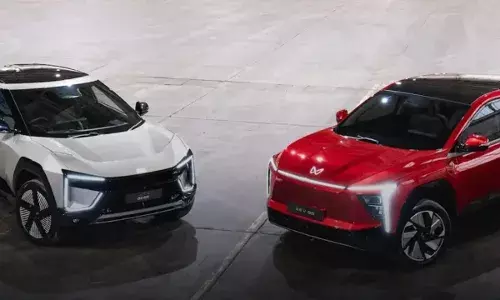 Mahindra : టాటా, ఎంజీలకు షాక్.. కేవలం 7 నెలల్లో 30 వేల యూనిట్ల అమ్మకాలు.. వీటికి ఎందుకంత క్రేజ్ ? Mahindra : టాటా, ఎంజీలకు షాక్.. కేవలం 7 నెలల్లో 30 వేల యూనిట్ల అమ్మకాలు.. వీటికి ఎందుకంత క్రేజ్ ?