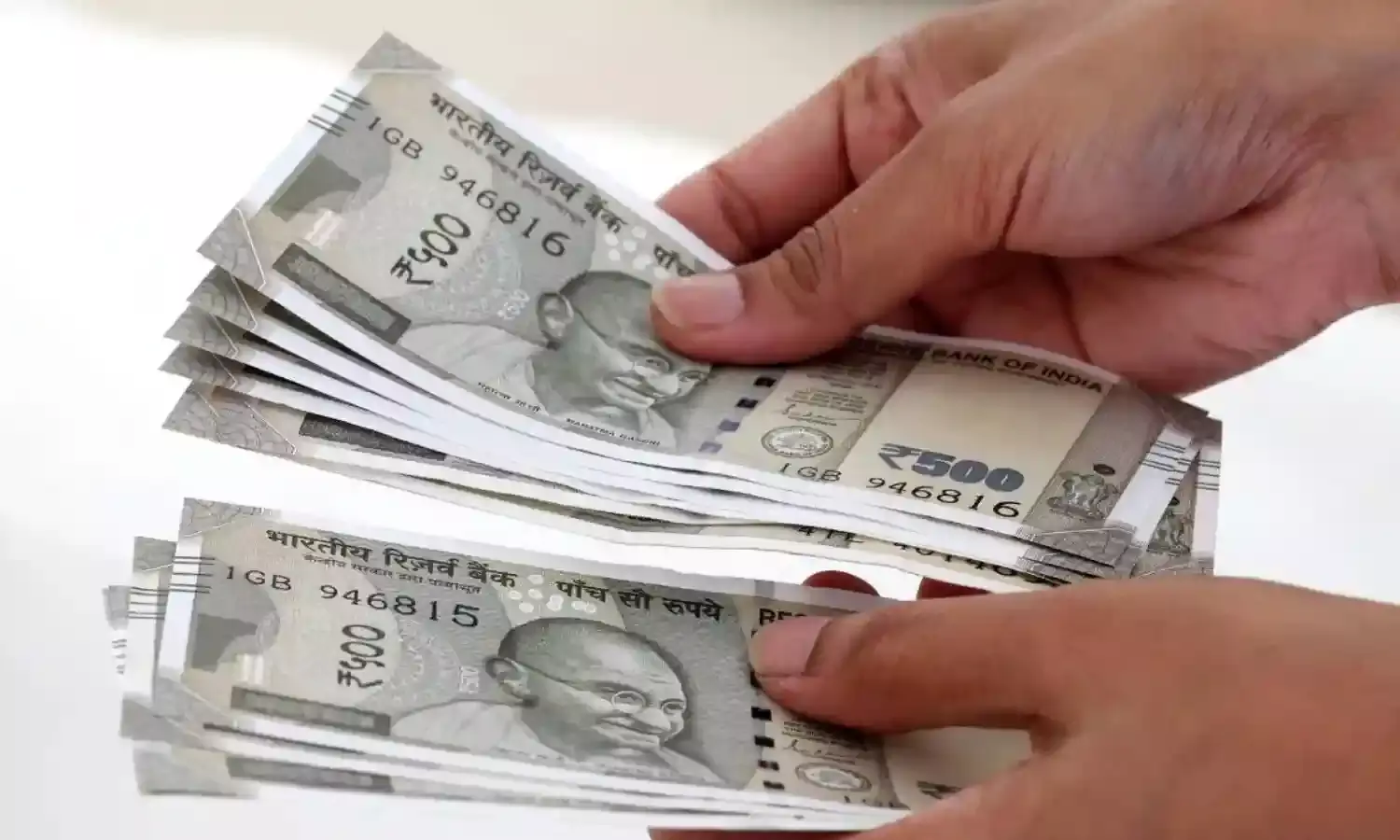 Financial Freedom : ఫైనాన్షియల్ ఫ్రీడమ్కు మూడు మార్గాలు.. రిటైర్మెంట్కు 10 లక్షలతో ఆగిపోకుండా ఉండాలంటే ఏం చేయాలి? Financial Freedom : ఫైనాన్షియల్ ఫ్రీడమ్కు మూడు మార్గాలు.. రిటైర్మెంట్కు 10 లక్షలతో ఆగిపోకుండా ఉండాలంటే ఏం చేయాలి?