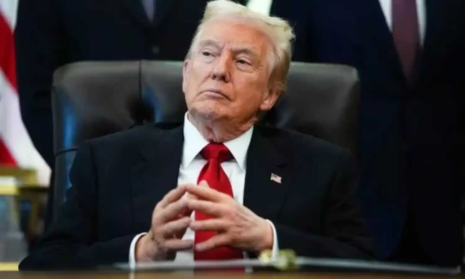 Donald Trump : ట్రంప్ ఎన్నికల హామీ.. ప్రతి అమెరికన్కు రూ. 1.77 లక్షలు టారిఫ్ డివిడెండ్! Donald Trump : ట్రంప్ ఎన్నికల హామీ.. ప్రతి అమెరికన్కు రూ. 1.77 లక్షలు టారిఫ్ డివిడెండ్!