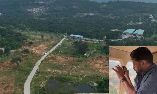 పెద్దిరెడ్డి ఫ్యామిలీ కబ్జా.. పవన్ పంజా.. పెద్దిరెడ్డి ఫ్యామిలీ కబ్జా.. పవన్ పంజా..