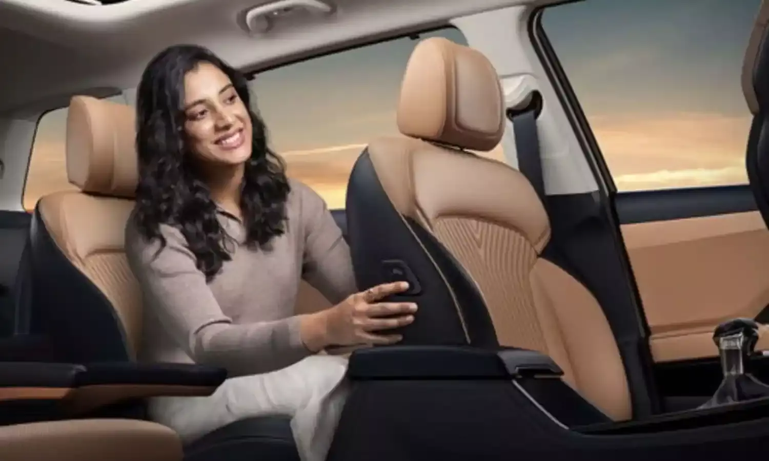 Hybrid Sales : ఈవీలకు గుడ్బై..హైబ్రిడ్కు జై కొట్టిన జనం..హ్యుందాయ్-కియా రికార్డ్ సేల్స్. Hybrid Sales : ఈవీలకు గుడ్బై..హైబ్రిడ్కు జై కొట్టిన జనం..హ్యుందాయ్-కియా రికార్డ్ సేల్స్.