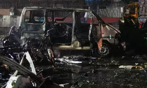 DELHI BLAST: ఢిల్లీ పేలుళ్ల వెనుక 15 మంది డాక్టర్లు..!