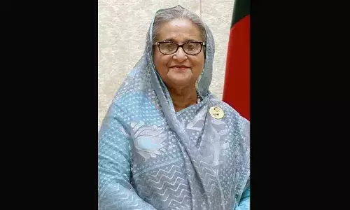 Sheikh Hasina : షేక్ హసీనాకు ఉరిశిక్ష.. ఇదో గుణపాఠమేనా..? Sheikh Hasina : షేక్ హసీనాకు ఉరిశిక్ష.. ఇదో గుణపాఠమేనా..?