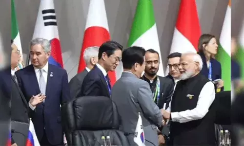 జోహన్నెస్బర్గ్లో జి-20 శిఖరాగ్ర సమావేశం.. హాజరైన ప్రధాని మోదీ జోహన్నెస్బర్గ్లో జి-20 శిఖరాగ్ర సమావేశం.. హాజరైన ప్రధాని మోదీ