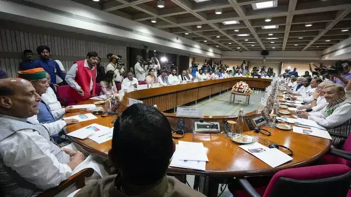 Winter Session : ఈ నెల 30న అఖిలపక్ష సమావేశం,  డిసెంబర్‌ 1 నుంచి పార్లమెంటు..