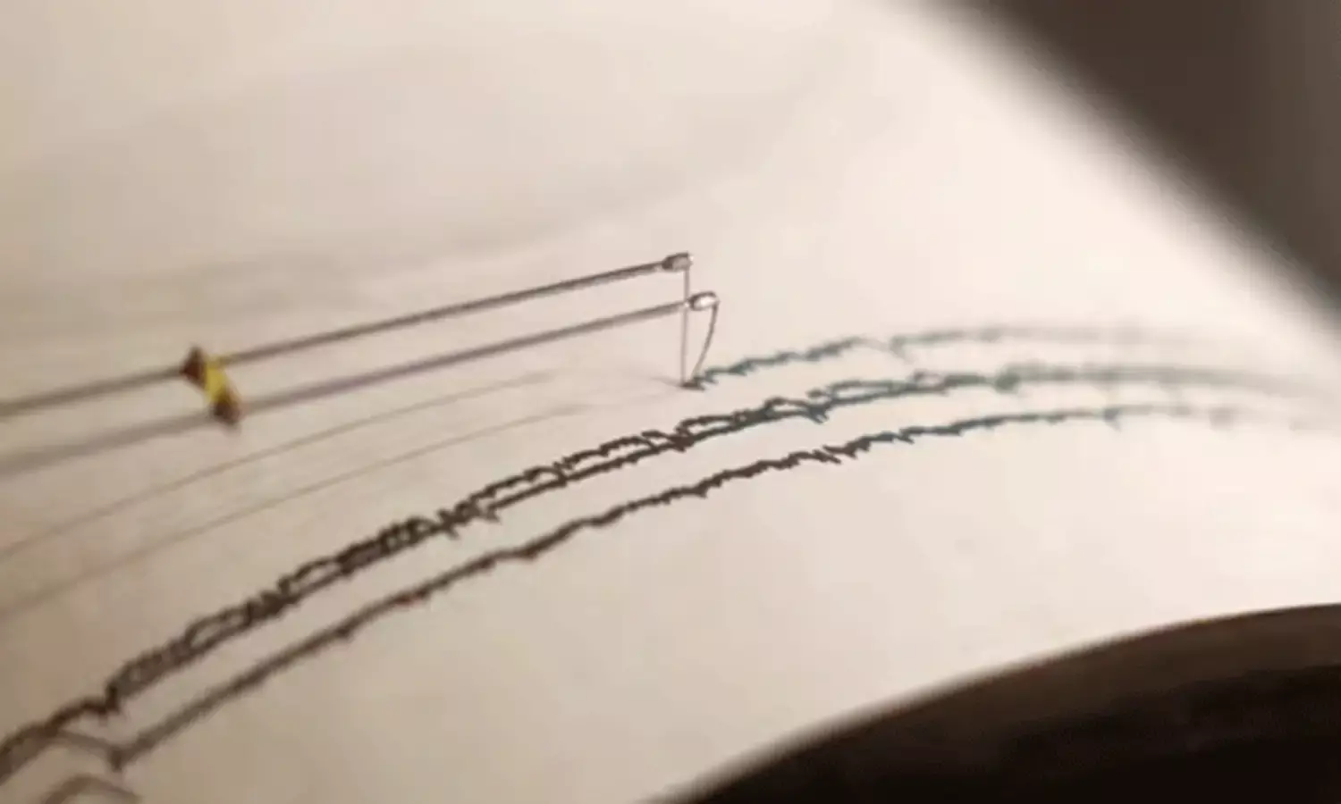 జపాన్లోని క్యుషు ప్రాంతంలో 5.5 తీవ్రతతో భూకంపం.. జపాన్లోని క్యుషు ప్రాంతంలో 5.5 తీవ్రతతో భూకంపం..