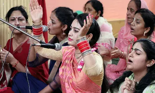 Maharastra: 1,800 భజన మండలాలకు రూ.4.5 కోట్లు మంజూరు చేసిన ప్రభుత్వం..