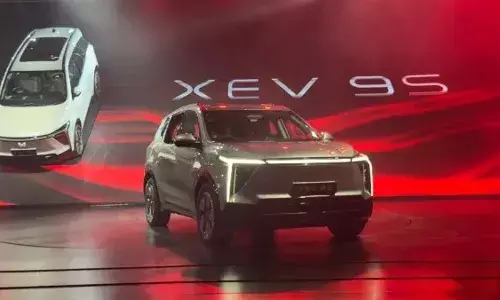 Mahindra : మహీంద్రా మెగా ప్లాన్..నెలకు 7000 ఈవీలు అమ్మాలని టార్గెట్..కారణం ఇదే. Mahindra : మహీంద్రా మెగా ప్లాన్..నెలకు 7000 ఈవీలు అమ్మాలని టార్గెట్..కారణం ఇదే.