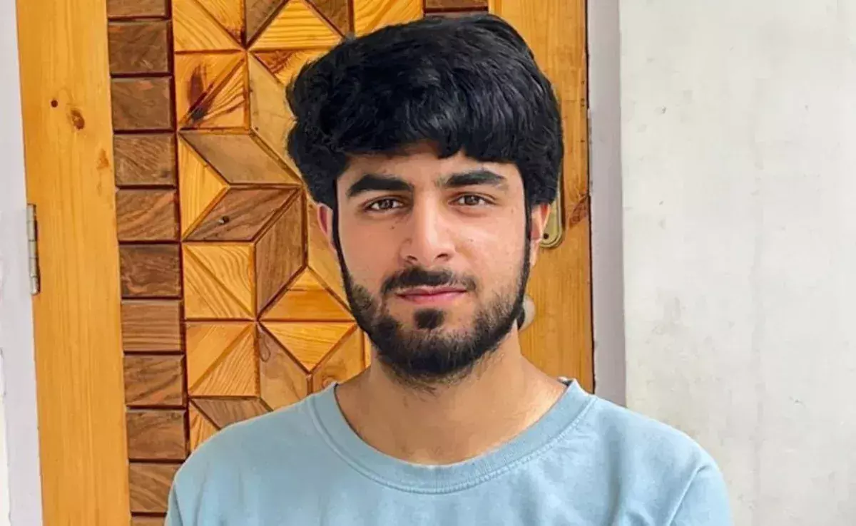 Delhi Car Blast:ఉగ్రవాది డానిష్ ఫోన్లో బయటపడ్డ డ్రోన్ ఫోటోలు, వీడియోలు Delhi Car Blast:ఉగ్రవాది డానిష్ ఫోన్లో బయటపడ్డ డ్రోన్ ఫోటోలు, వీడియోలు